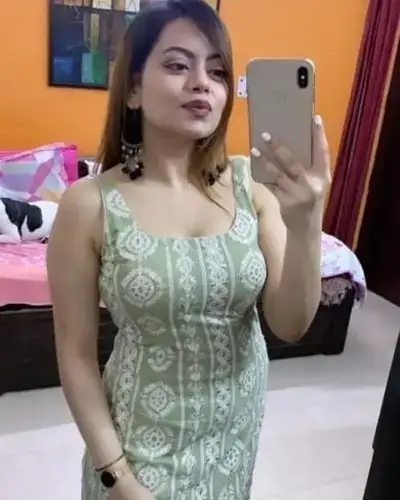 Call Girl in Saifai